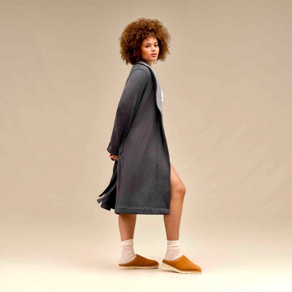 UGG Women’s Duffield Robe, Heather Charcoal, Size Medium, Excellent Condition - Picture 2 of 7